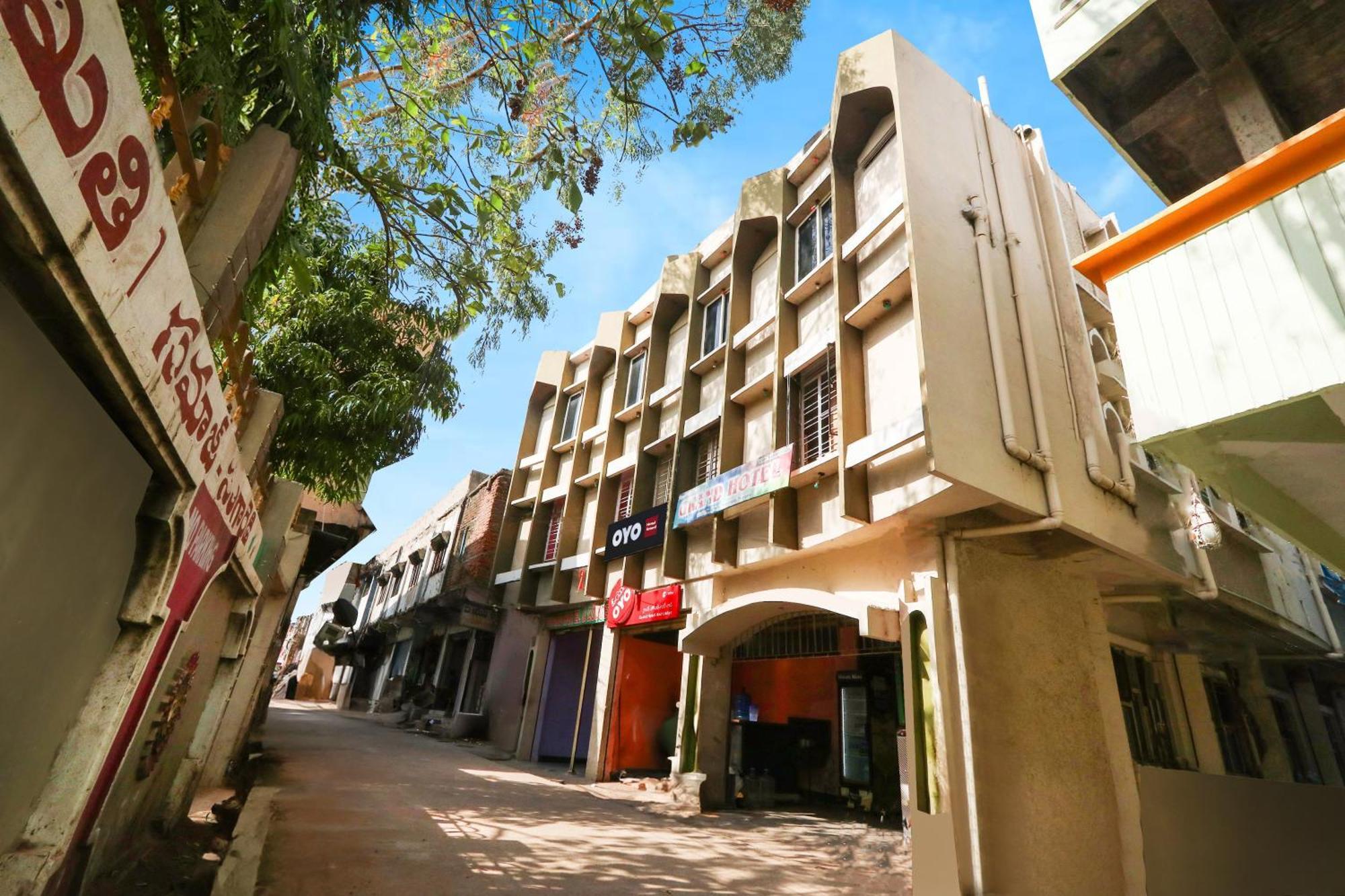 Sangareddy Hotel O Grand Hotel And Lodge מראה חיצוני תמונה