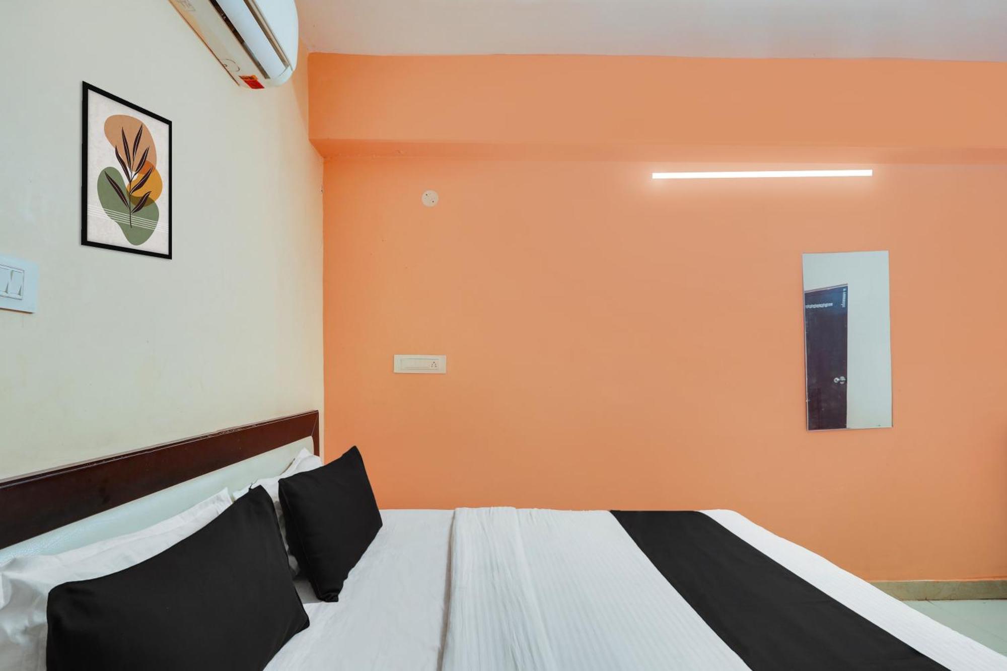 Sangareddy Hotel O Grand Hotel And Lodge מראה חיצוני תמונה