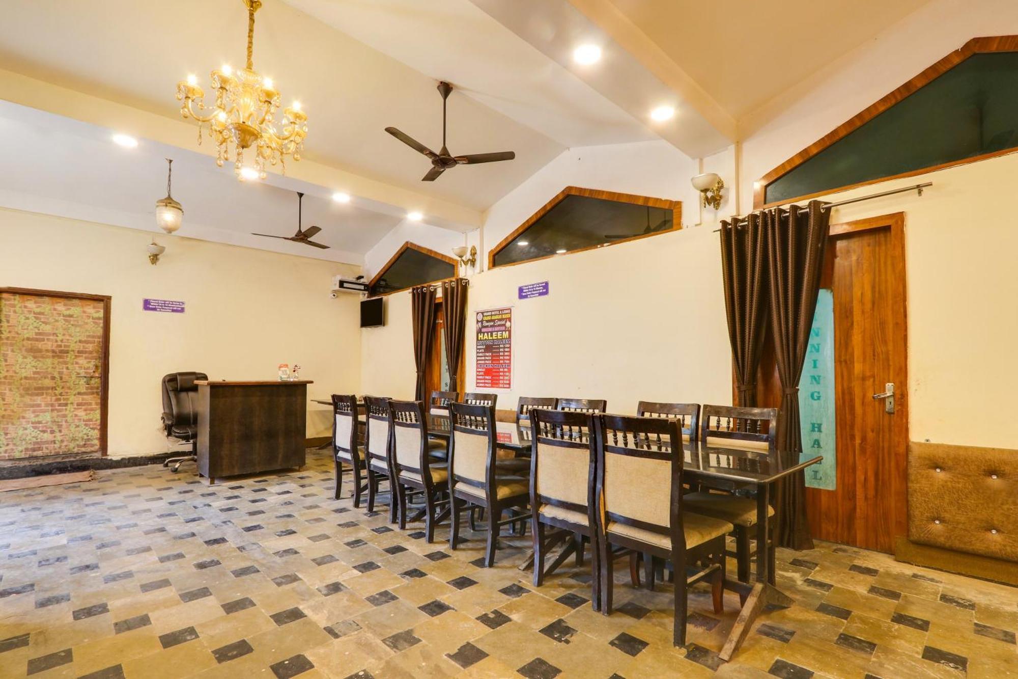 Sangareddy Hotel O Grand Hotel And Lodge מראה חיצוני תמונה